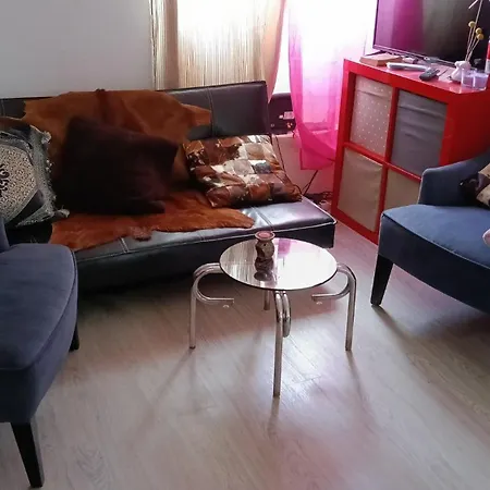 Cousy Πανσιόν *
